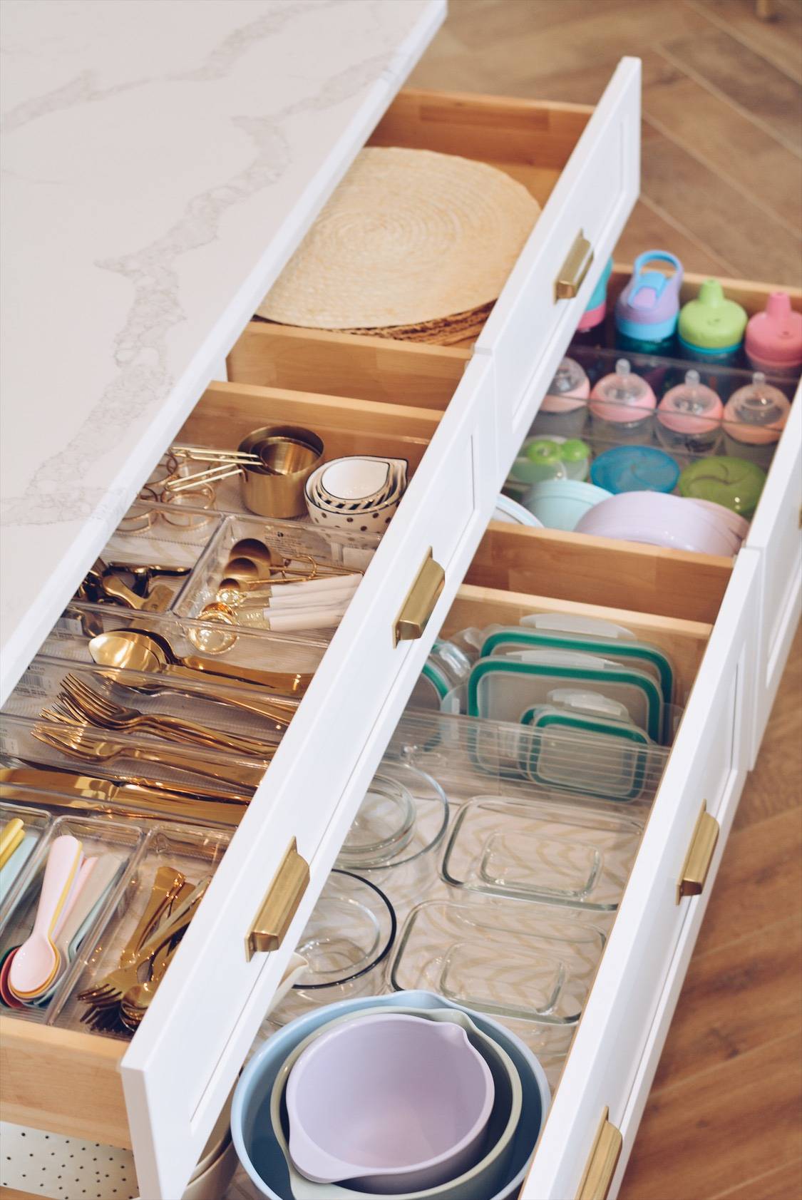 Kitchen Organization How to Organize Your Kitchen Drawers