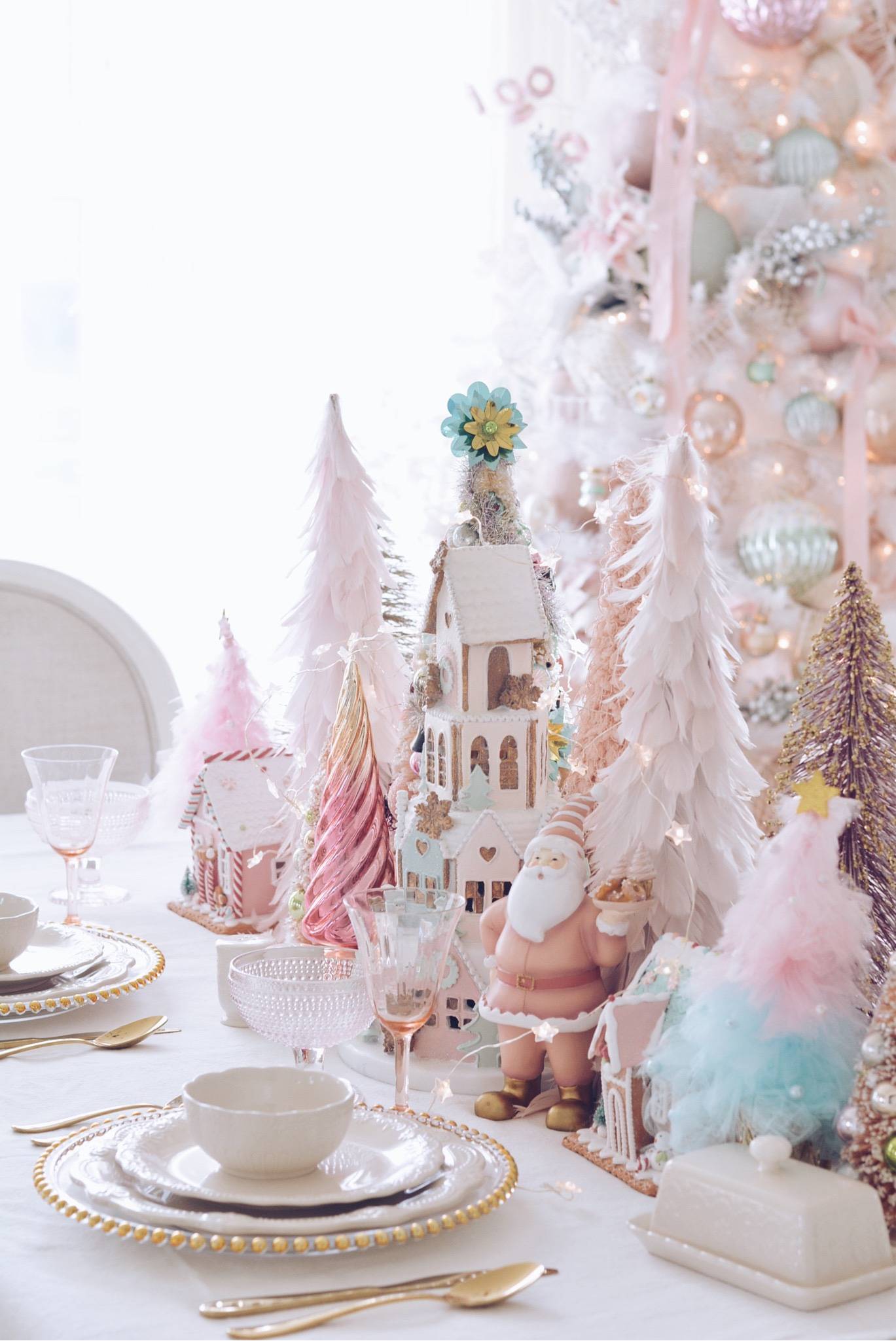 A Pastel Christmas Tablescape